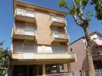 Hotel Desiree Hotels near Bagno Luca