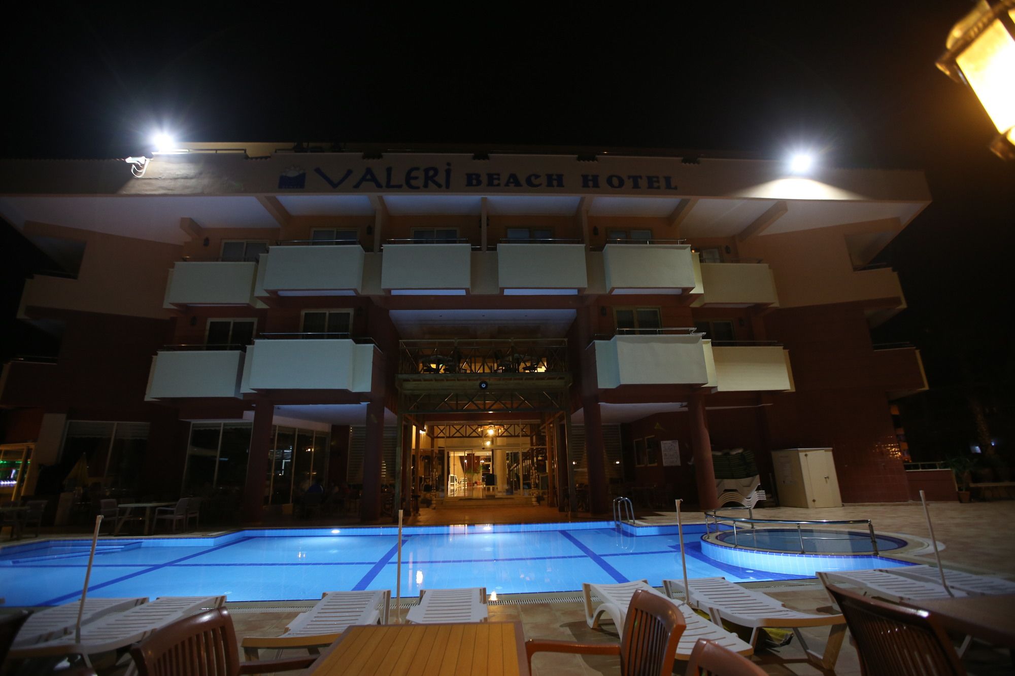 Valeri Beach Hotel