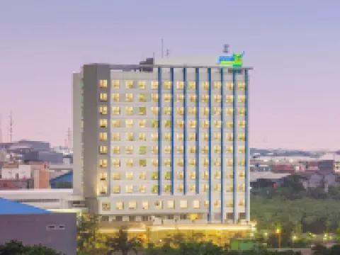 PrimeBiz Cikarang Hotels near WaterBoom Lippo Cikarang