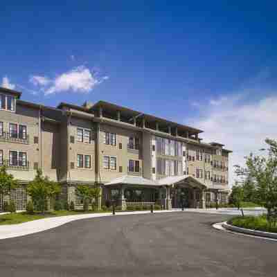 The Inn at Chesapeake Bay Beach Club Hotel Exterior