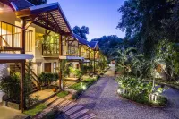 The Monttra Pattaya Hotels in Phra Tamnak Hill