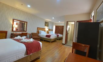 Royal Suites Condotel