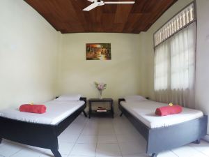 Bali Manik Beach Inn