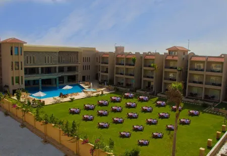 Panacea Suites Hotel Отели в г. New Borg El-Arab City