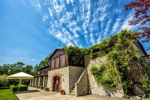 Dwór w Tomaszowicach Hotels in krakowski