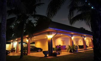 Blue Lagoon Pool Villa