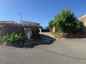 House with 2 Bedrooms in Farelos, with Wonderful Mountain View, Enclos
