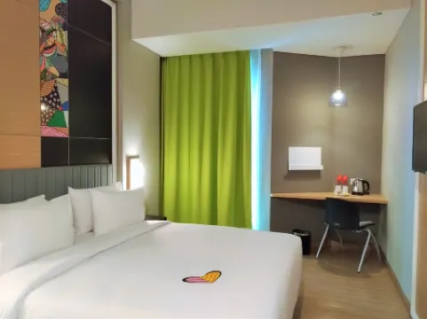 MaxOneHotels @ Platinum Hayam Wuruk