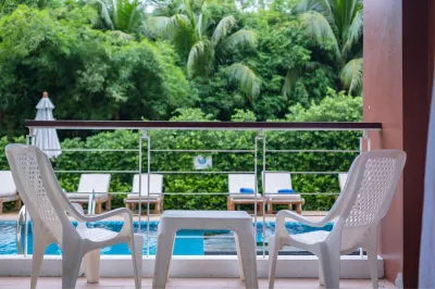 Phuket Seaview Resotel Hotel in zona Spiaggia Laem Ka