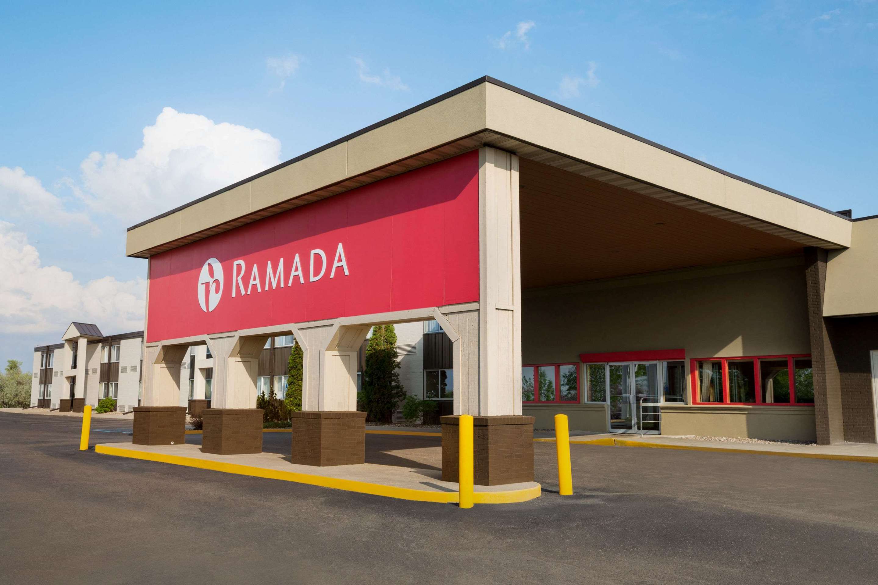 Ramada by Wyndham Bismarck