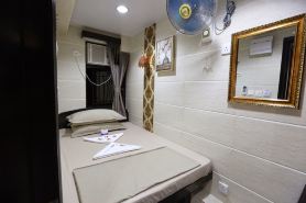 Tom's Guest House