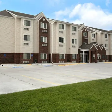 Days Inn & Suites by Wyndham Kearney Отели в г. Карни