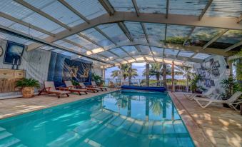 The White Cabins - View - Housity