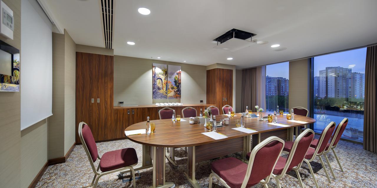 Hilton Garden Inn Istanbul Beylikduzu