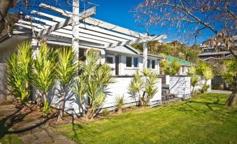 3 & 4 Bedroom Holiday Houses Central Picton