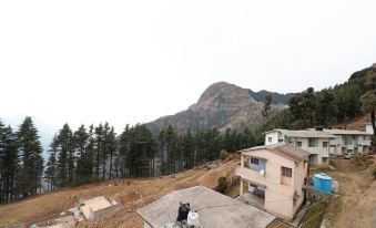 OYO 11877 Royal Residency - Housity