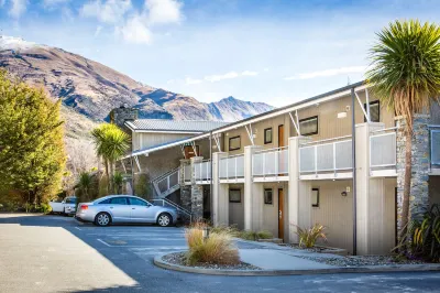 Club Wyndham Wanaka, Trademark Collection by Wyndham Hotels near ThatWanakaTree