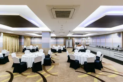 Gyeongju GG Tourist Hotel Hotels near Hwangnyongsa Temple Site