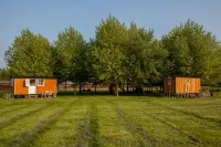 Dawn Chorus Holidays Hotels in Wheatacre
