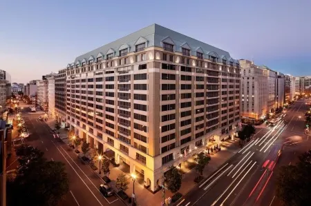 Grand Hyatt Washington Отели рядом с достопримечательностью «Original Founding Church of Scientology»