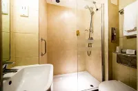 鐘擺飯店