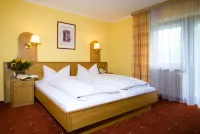 Vital & Gesundheitshotel Schuerger Hotels near St. Johannes der Täufer
