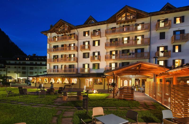 Hotel Cristallo-Peio Fonti Updated 2022 Room Price-Reviews & Deals |  Trip.com