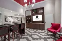 Hotel Saint Clair- Magnificent Mile Hotels in Chicago