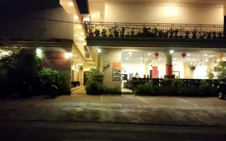 Sacca Residence & Resto Отели в г. East Sumba Regency