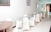 Hotel Wisata Baru - breakfast