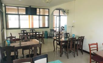 Tonkhoon Hotel - Housity