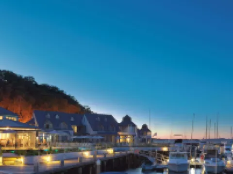 Anchorage Port Stephens Hotels in Corlette