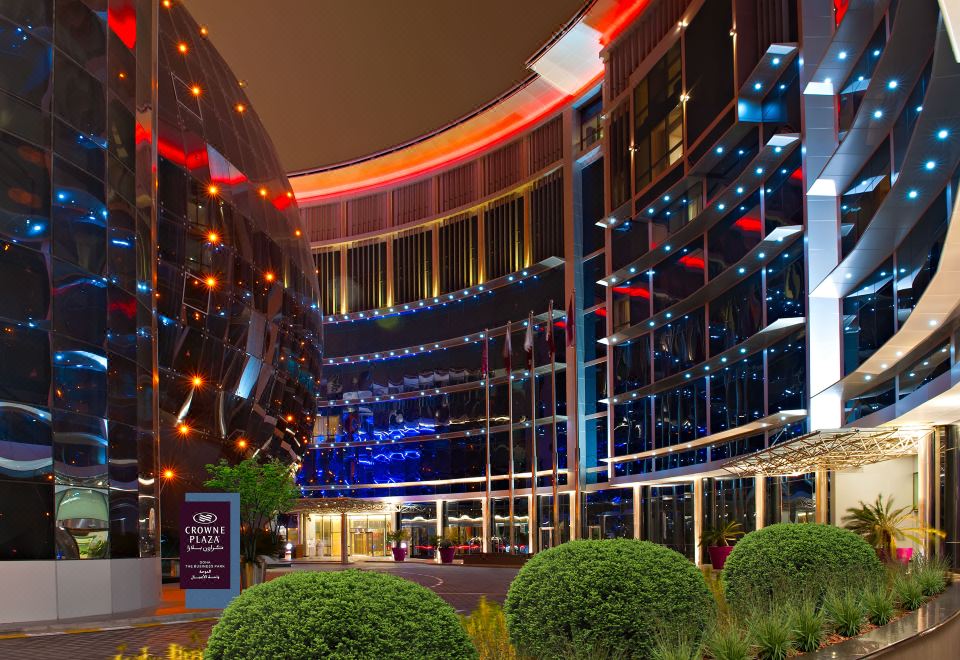 크라운 플라자 도하