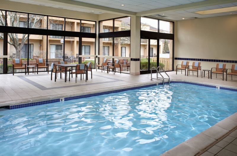 Courtyard Cincinnati Blue Ash photo 2