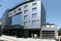 Cosmopolitan Hotel & Wellness Hotels in 