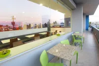 One la Paz - breakfast