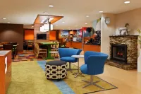 Fairfield Inn & Suites Charlotte Arrowood - parking