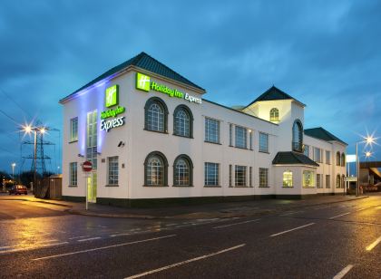 Holiday Inn Express LONDON CHINGFORD-NTH CIRCULAR by IHG