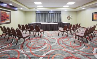 Holiday Inn Express & Suites Bloomington - Mpls Arpt Area W