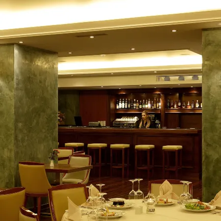 Piraeus Theoxenia Hotel