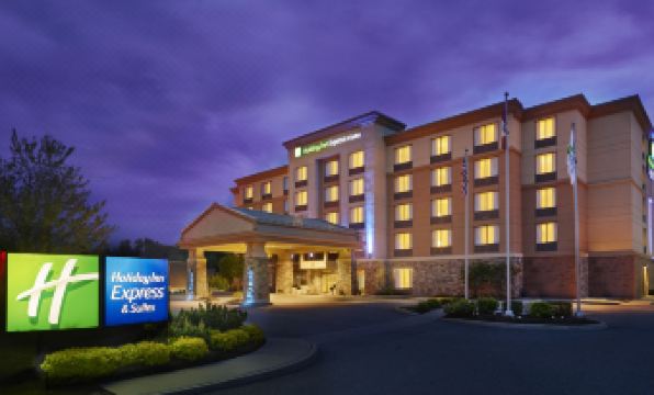 Holiday Inn Express & Suites HUNTSVILLE - MUSKOKA by IHG