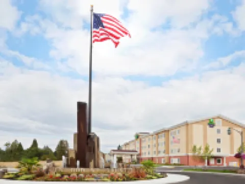 Holiday Inn Express & Suites CHEHALIS-CENTRALIA by IHG Hotels in Chehalis