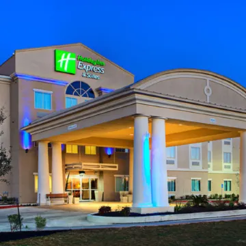 Holiday Inn Express & Suites Cotulla by IHG