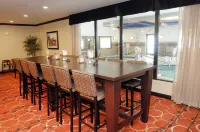Holiday Inn Express & Suites Cambridge Hotels in Cambridge