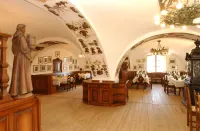 Klostergasthof Raitenhaslach Hotels in Burghausen