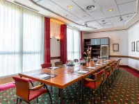 Trip Inn Frankfurt Nordwestzentrum Hotels near Bonames