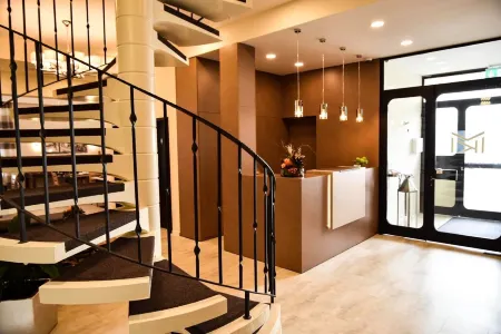 Martins Klause Airport Messe Hotel - Self Check-IN