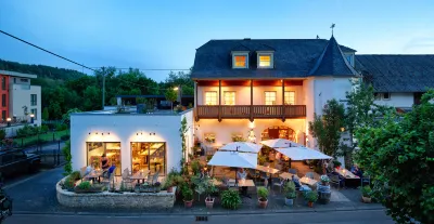 Johannishof Wine-Cafe & Guesthouse