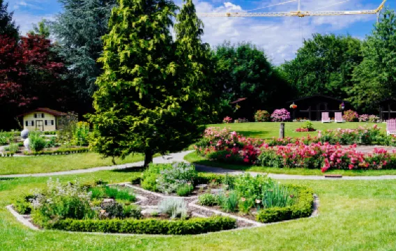 花束酒店 鄰近Messe Friedrichshafen的酒店