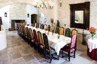 Relais des Vigiers Hotels in Pineuilh